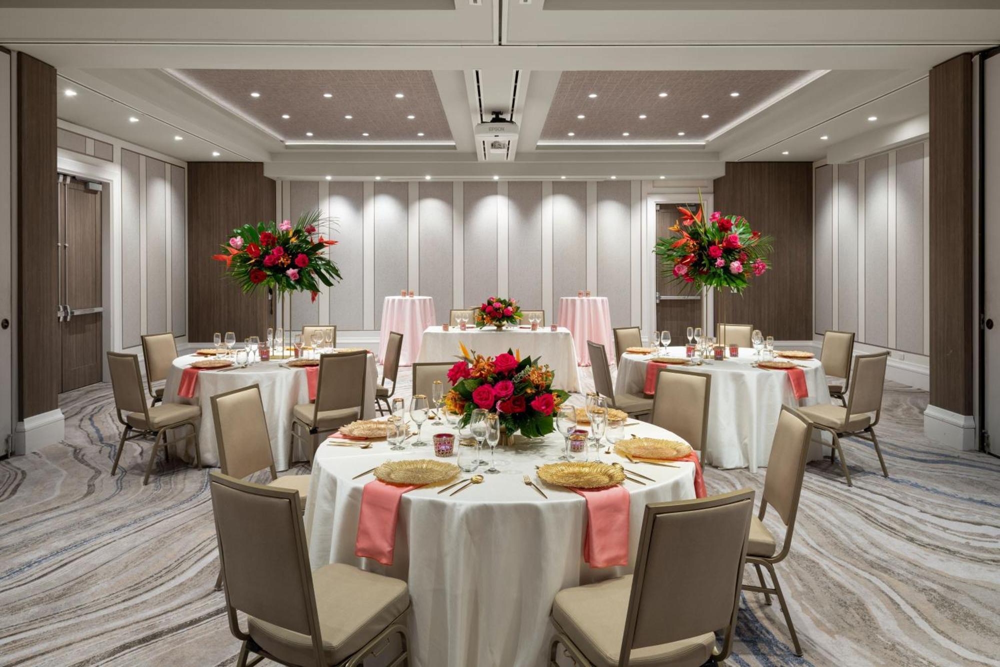 ปาล์ม บีช แมริออท ซิงเงอร์ ไอส์แลนด์ บีช รีสอร์ต แอนด์ สปา Hotel ริเวียราบีช ภายนอก รูปภาพ